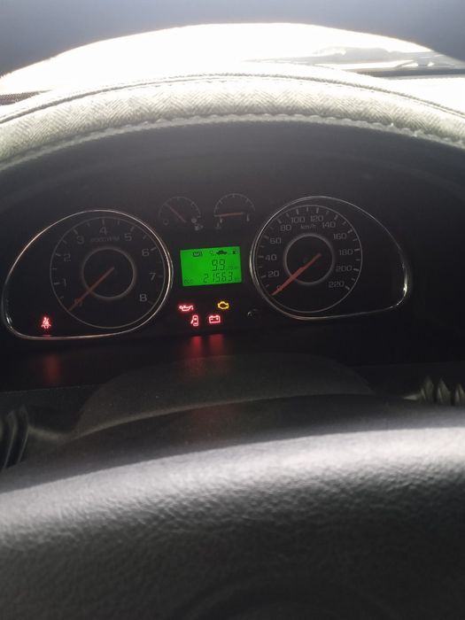 Машина йили 2023 .    
Юргани 22000 
АВС бор
Механика
Сидения кизийди