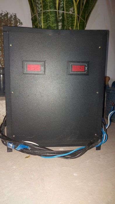 Продаётся стабилизатор напряжения 20Квт (Релейный)