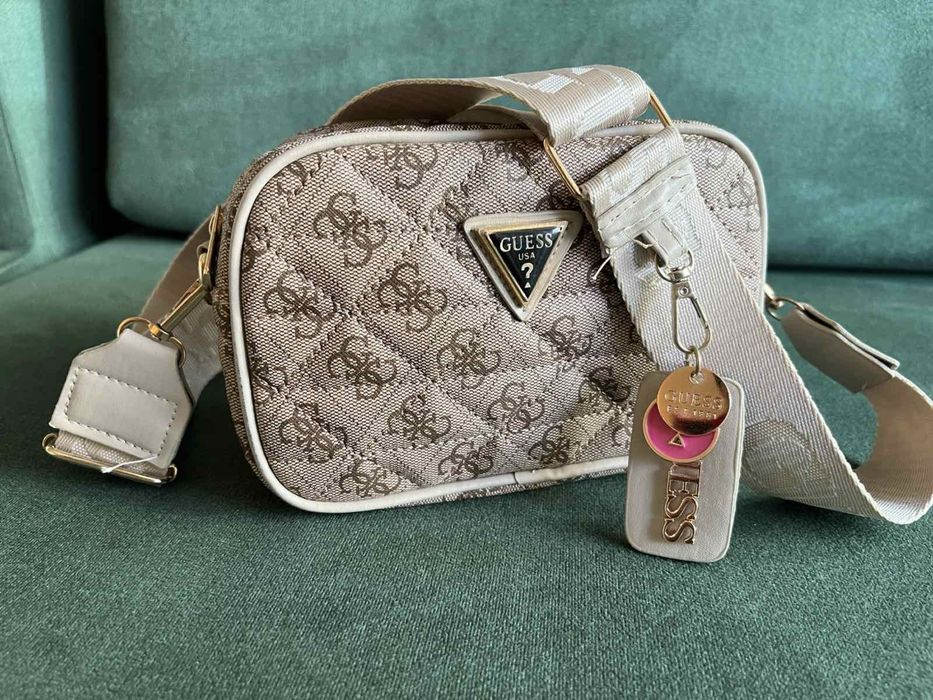 Дамски чанти - Louis Vuitton , Guess