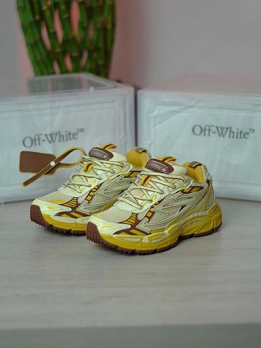Off-White Be Right Back Milan