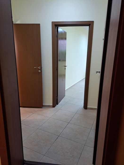 Дава се под наем Ателие в София, Зона Б-5-3 - 32 кв.м за 350 € - Снимка #19