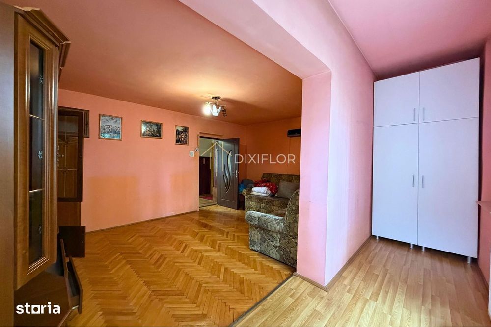 Apartament cu 3 camere | Str. Godeanu | 105.000 €