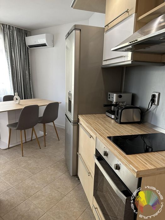 Дава се под наем Тристаен апартамент в Бургас, Лазур - 110 кв.м за 800 € - Снимка #4