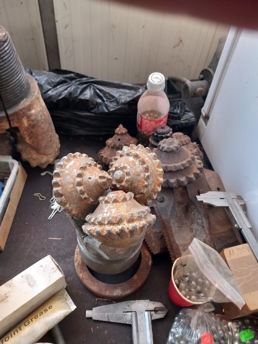 Продавам сондажни принадлежности