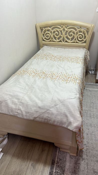 Продам кровать в хорошем состоянии