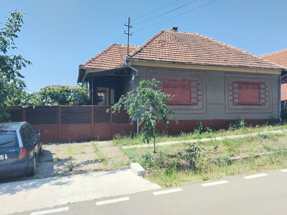 Vând casă în Cuied județul Arad