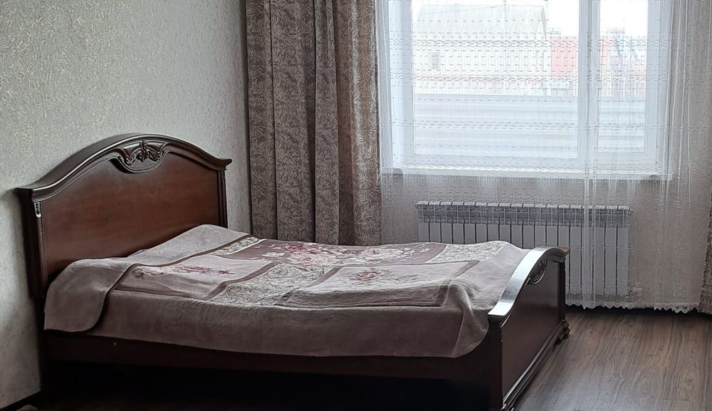 Продам спальный гарнитур