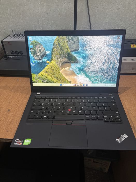 Lenovo T14 ( привезен с Германии)