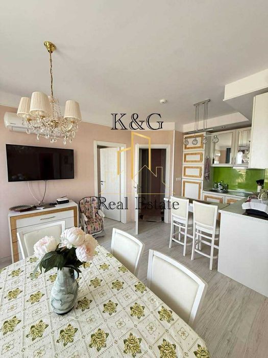 Двустаен апартамент в отлично състояние - к-к " Слънчев бряг "