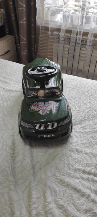 Детская машина толокар