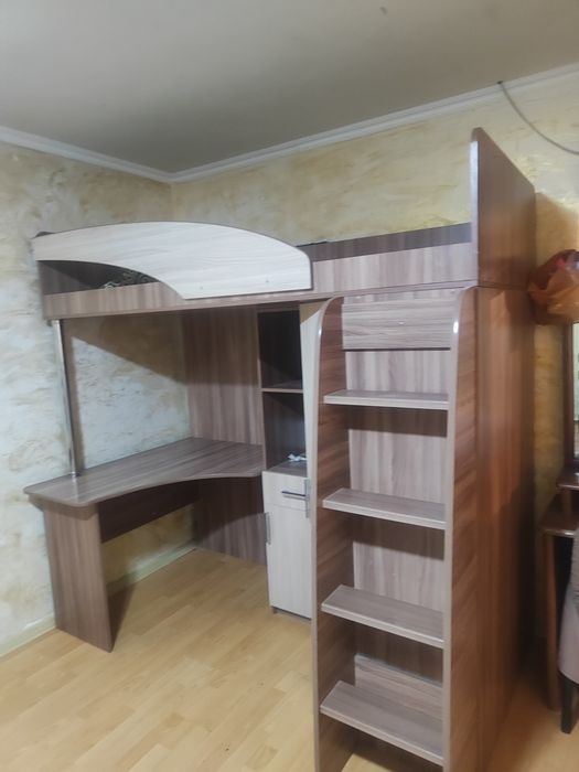 Кроват шкаф стул