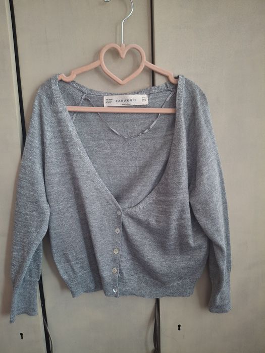 Продавам жилетка Zara