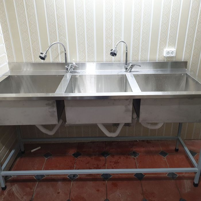 Мойка 2 секционная отсеками