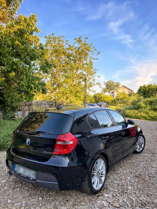 Vand bmw seria 1 120d 177cp M pachet Jante 17 M pilot automat neagru