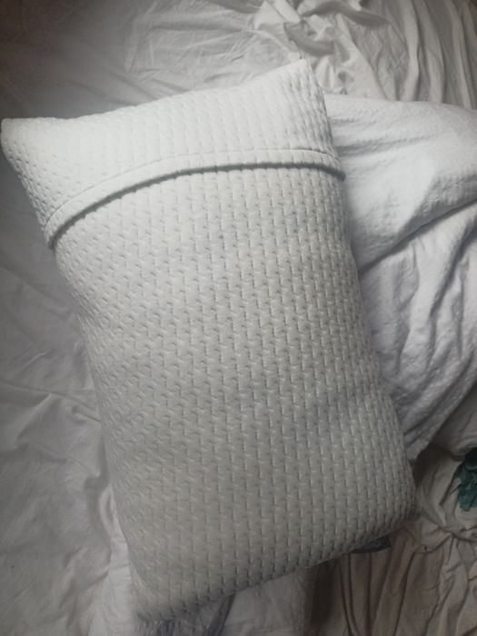 Възглавница с мемори пяна 42x65x15 WELLPUR STRYN