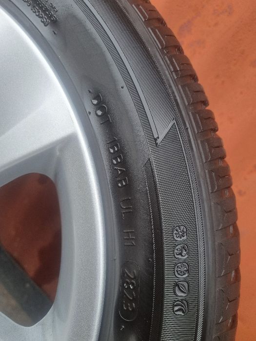 225 50 17 bmw all season hankook