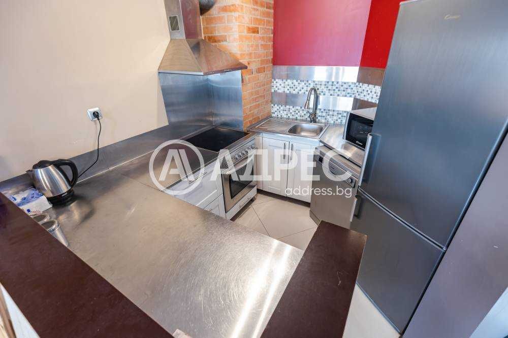 Тристаен апартамент, Окръжна болница, гр. Варна