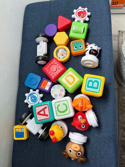 Joc piese magnetice Baby Einstein