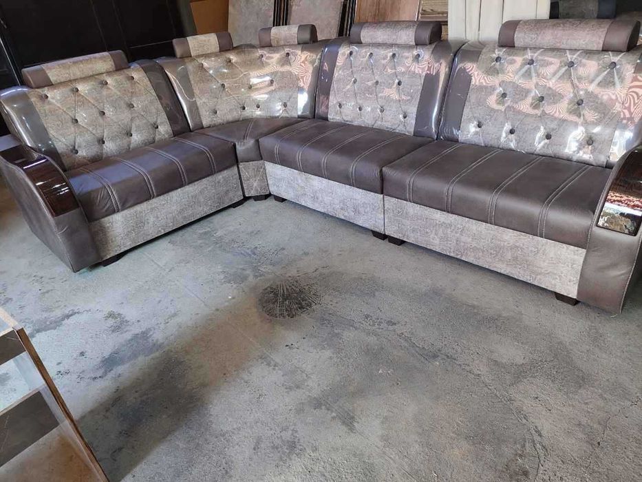 кухонный уголок и гостинной уголок