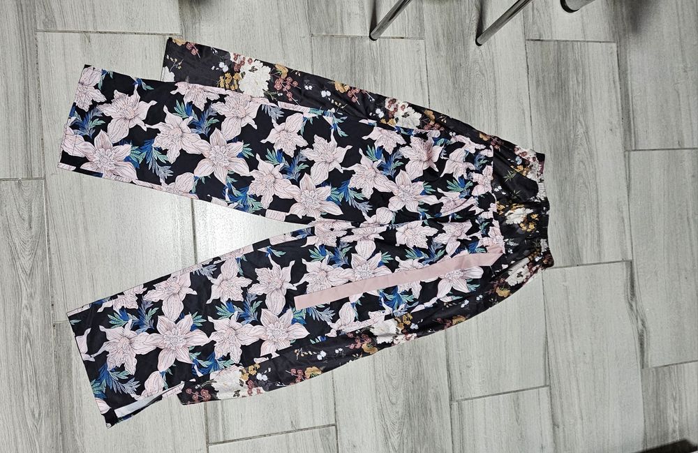 Lot pantaloni femei S