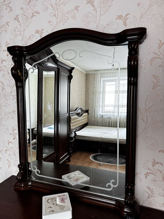 Зерколо для комода. Дерове.