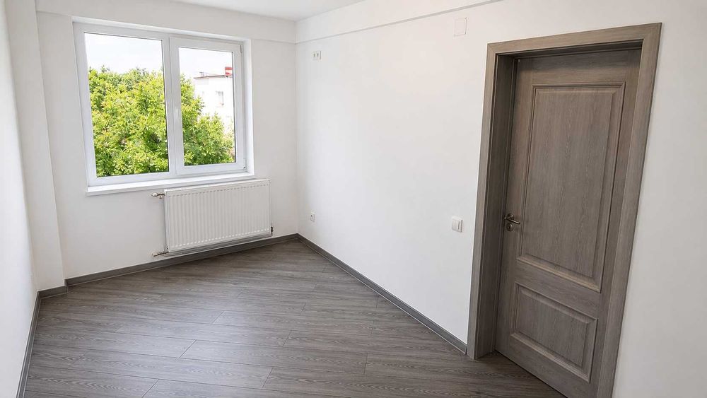 Apartament 3 camere, 59mp, semidecomandat, partial mobilat, zona Cina