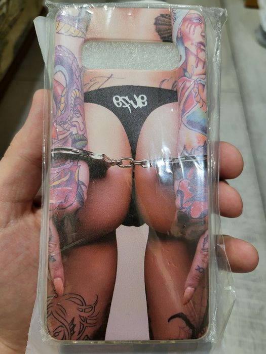 Чехлы на Samsung galaxy s10+ plus