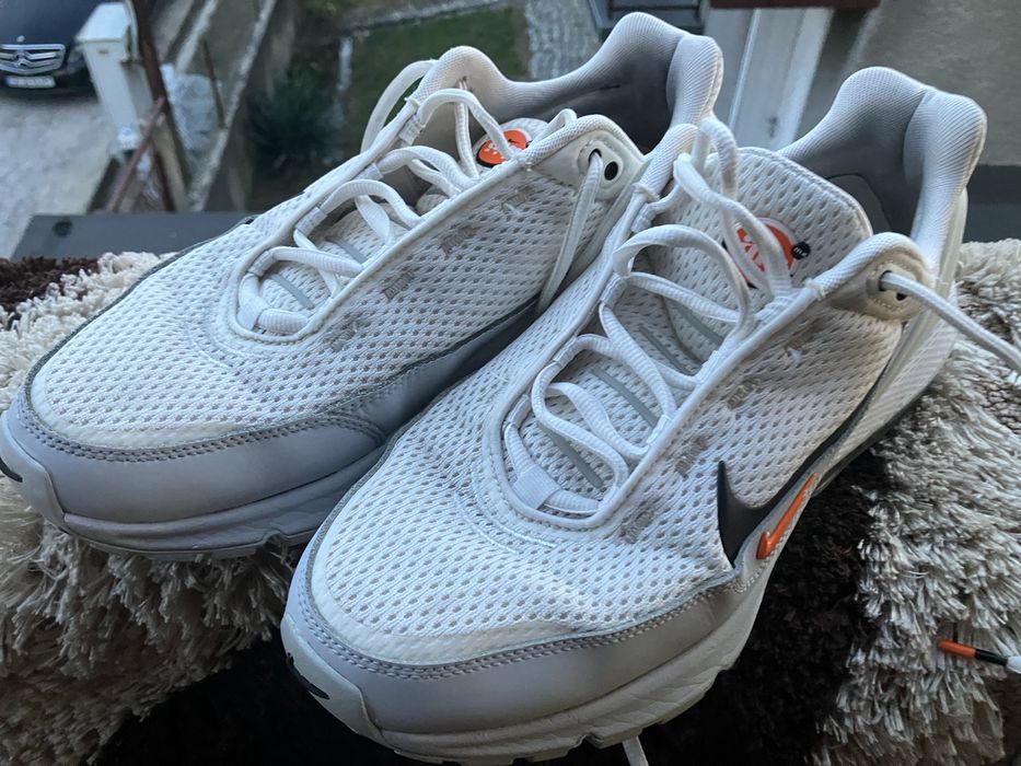 Маратонки NIKE AIR MAX PULSE номер 44,5