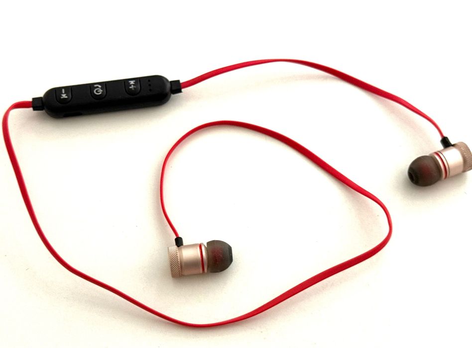 Спортни Магнитни Bluetooth Слушалки за Бягане 5.0