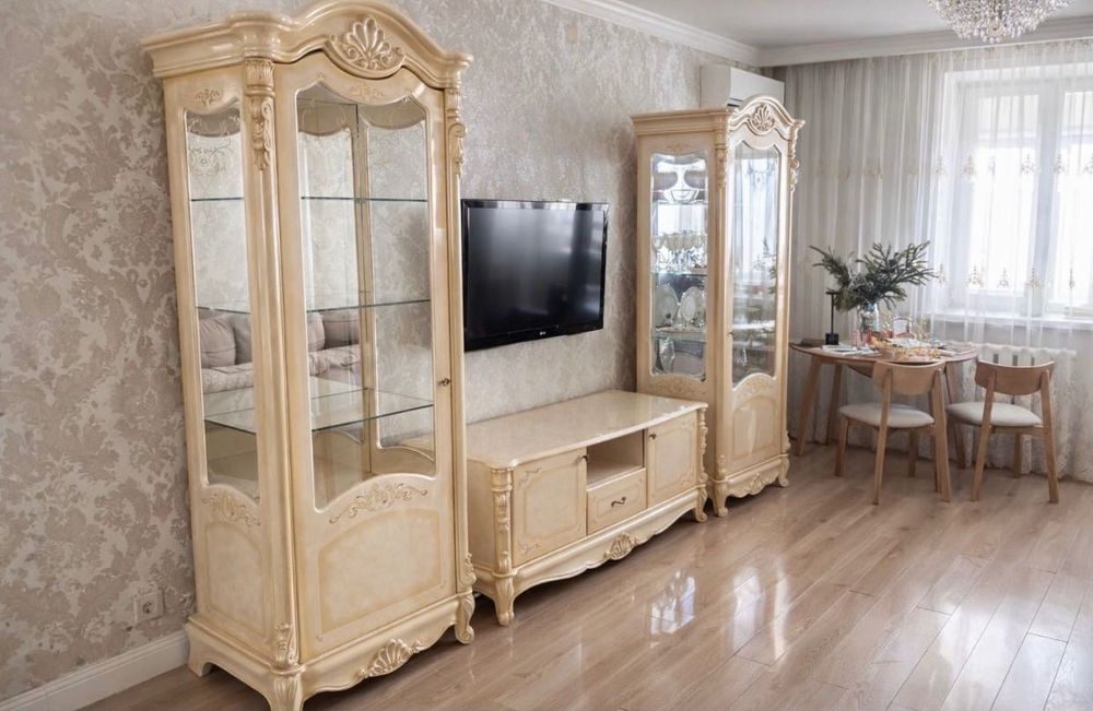 Горка для зала с TV тумбой