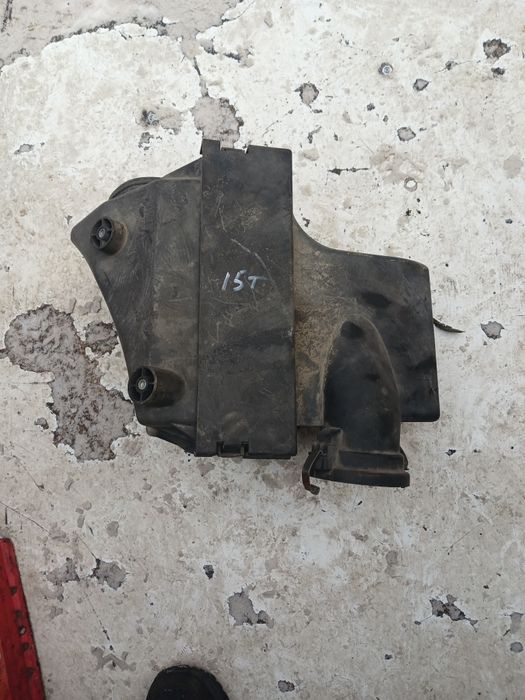 Корпус воздушного фильтра Бмв Е36