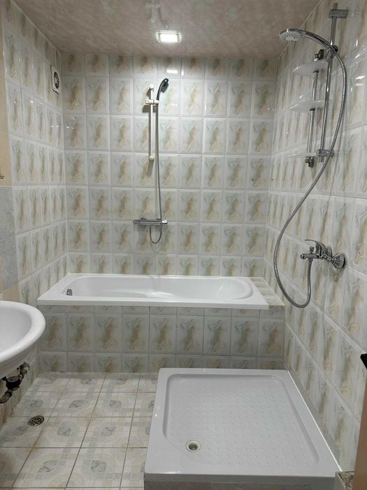 Дава се под наем Тристаен апартамент в Стара Загора, Македонски - 106 кв.м за 408 € - Снимка #10