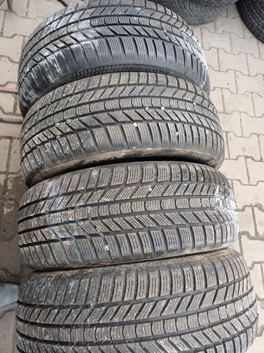 Гуми 225/55/17 Континентал