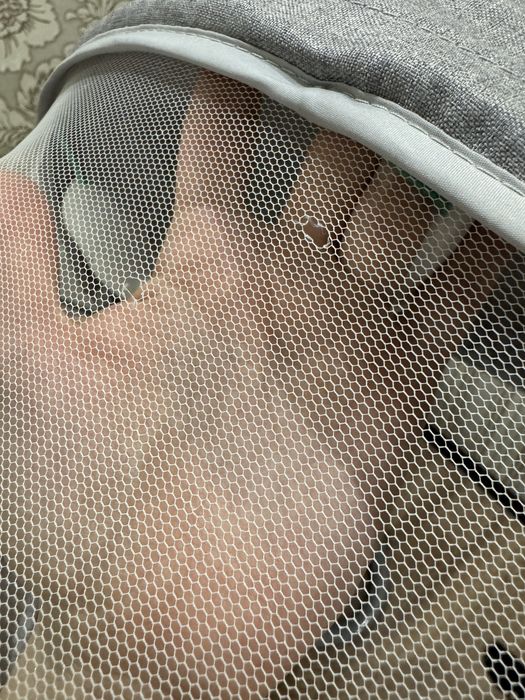 Продам шизлонг качалку Mastela