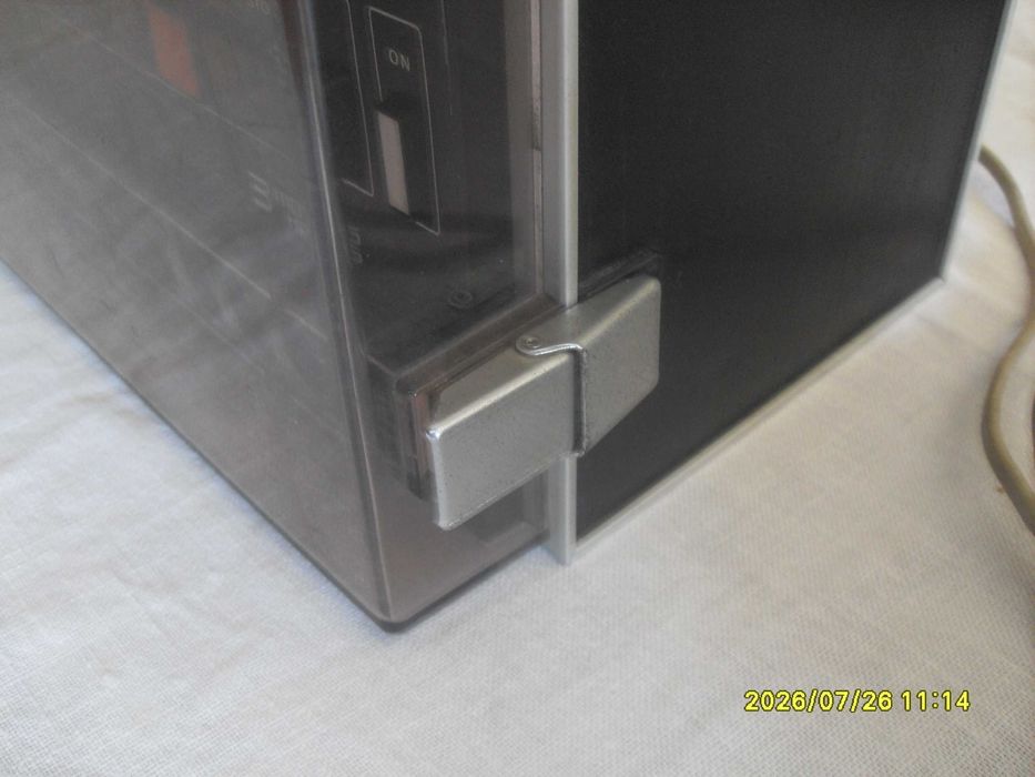 Продавам ролков магнетофон "PHILIPS" 4419