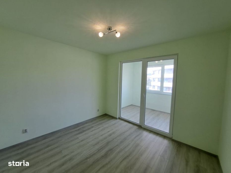 Apartament cu 3 camere, zona Vivo, Floresti