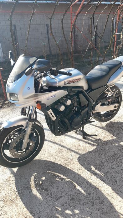 Vand Yamaha FZS 600