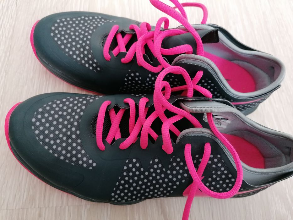 Oferta Nike Dual Fusion Df Tr 3 Dama noi