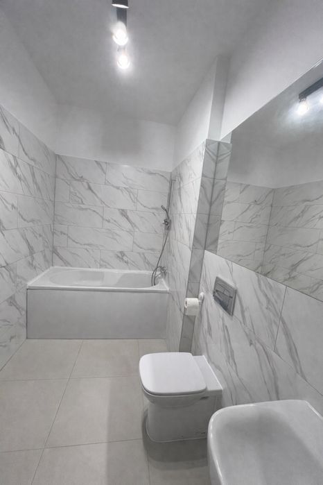 Apartament de vânzare 3 camere Afi Ared