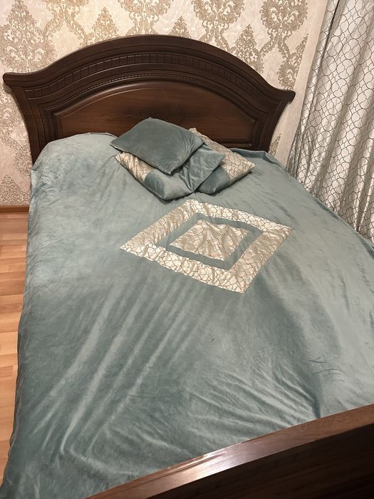 Спальний гарнитур