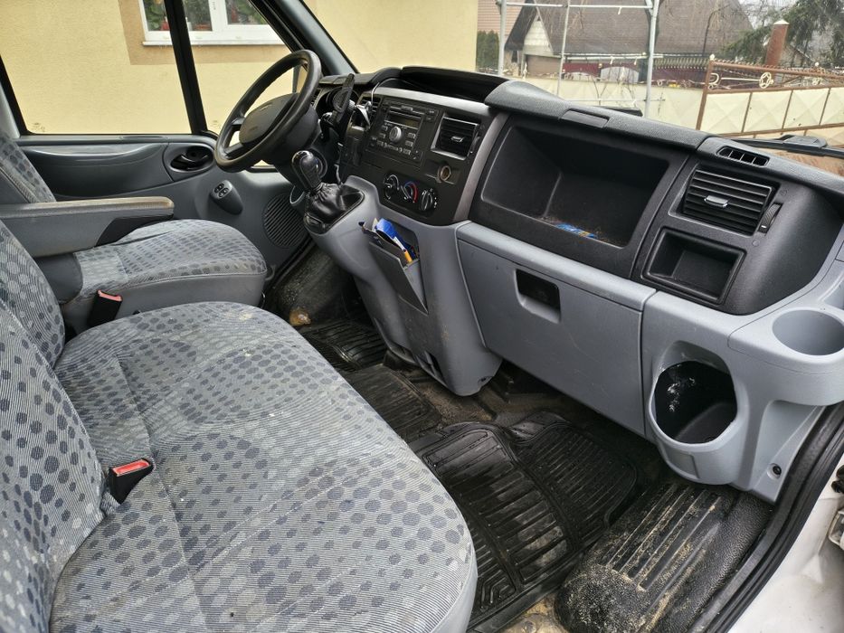 Vând Ford transit 2010 motor 2.2 265000km