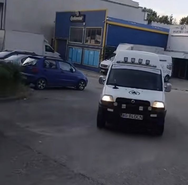 Vând Fiat doblo 1.9