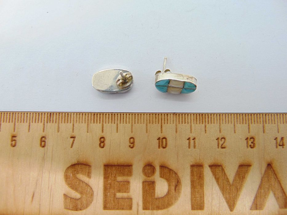 Cercei zuni din argint cu sidef si turcoaz