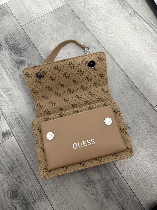 Geanta Guess de umar