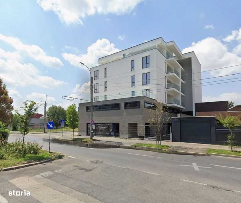 Bd Bucurestii Noi Laminorului spatiu P+1 730 mp stradal open space