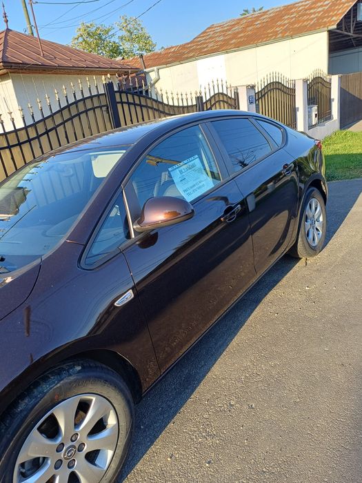 Opel astra j 2019