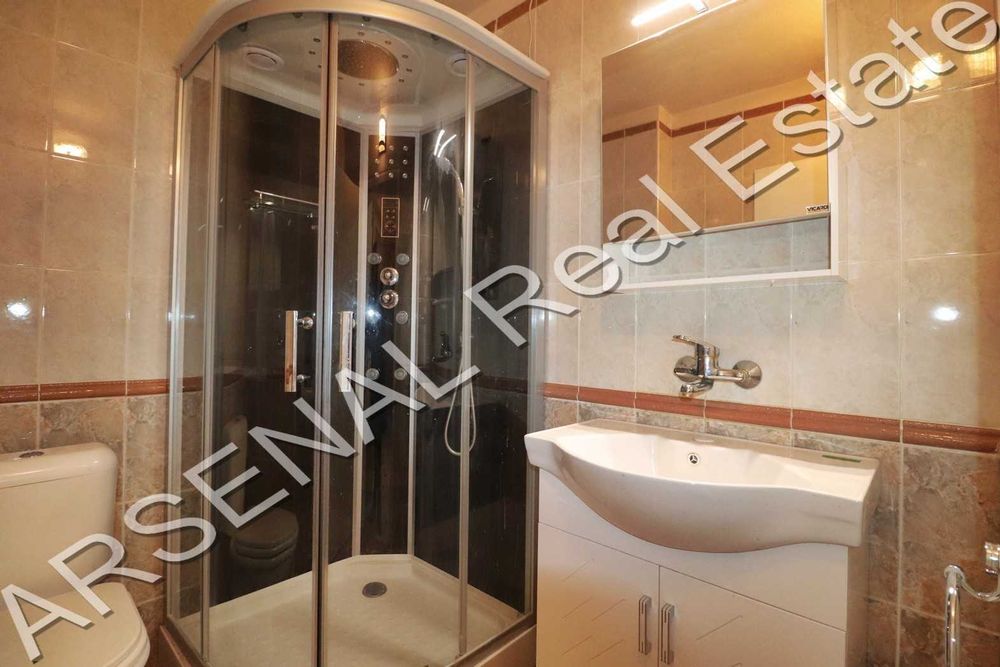 Дава се под наем Тристаен апартамент в София, Дианабад - 172 кв.м за 1097.01 € - Снимка #10