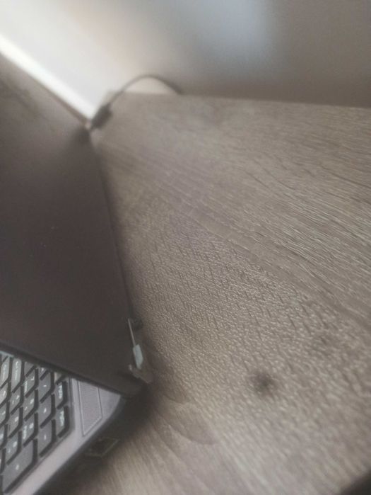 Лаптоп lenovo z570