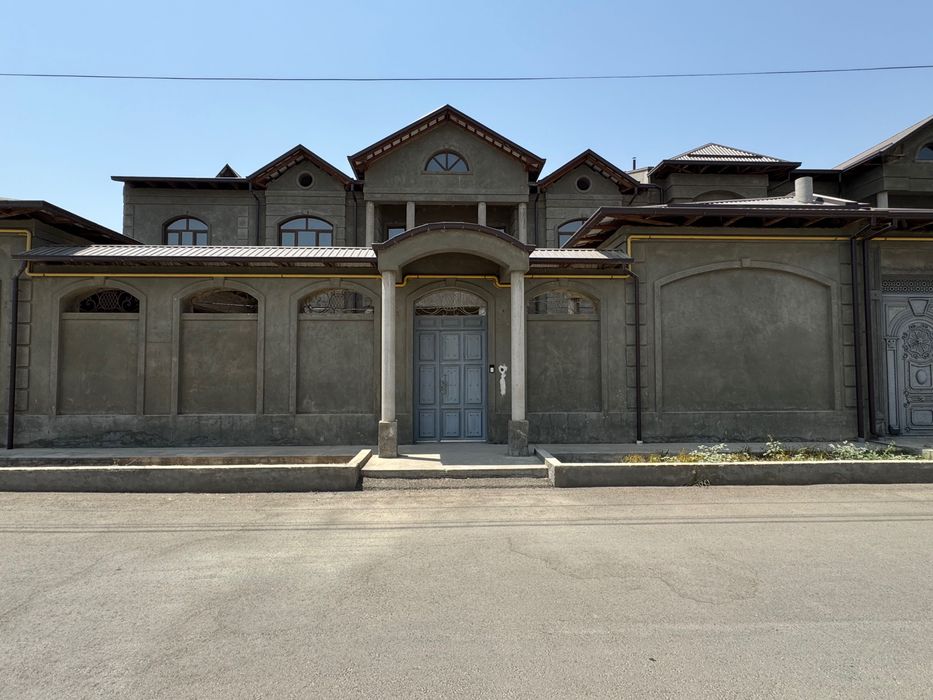 Продаю свой Дом (недостроенный-коробка) 4 соток  Ташкент Учтепа Изза.