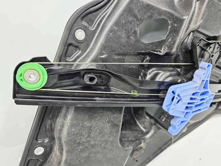 Macara electrica geam dreapta spate Volkswagen Tiguan (5N) [Fabr 2007-